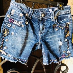 Miss Me Denim Signature Mid-Shorts